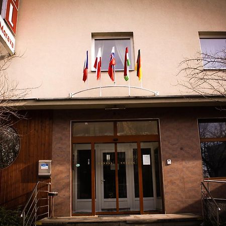 אוהרסקה הראדיסטה Hotel Morava מראה חיצוני תמונה
