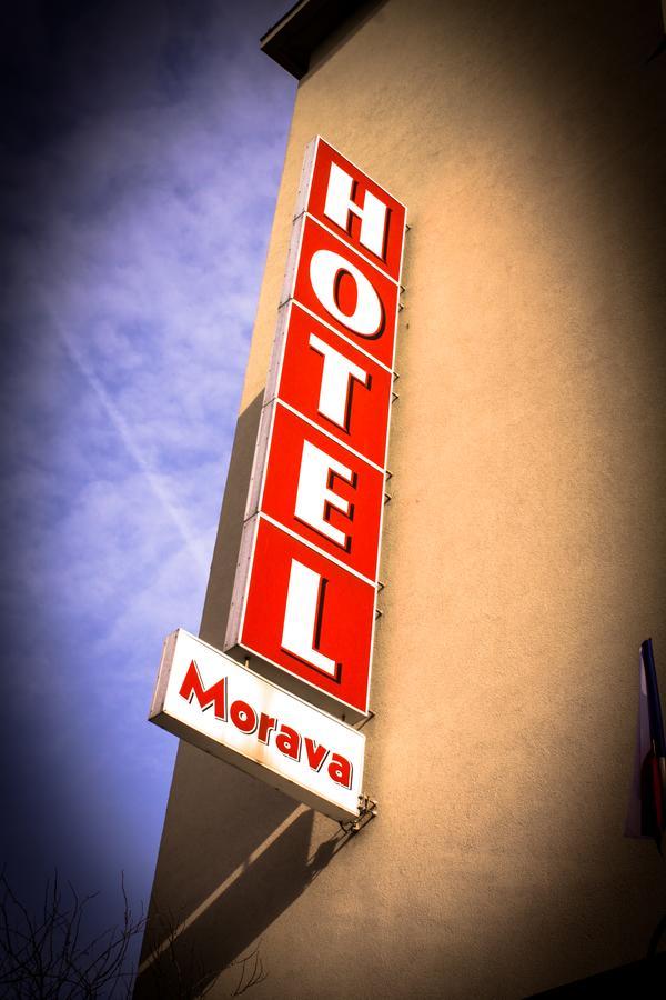 אוהרסקה הראדיסטה Hotel Morava מראה חיצוני תמונה
