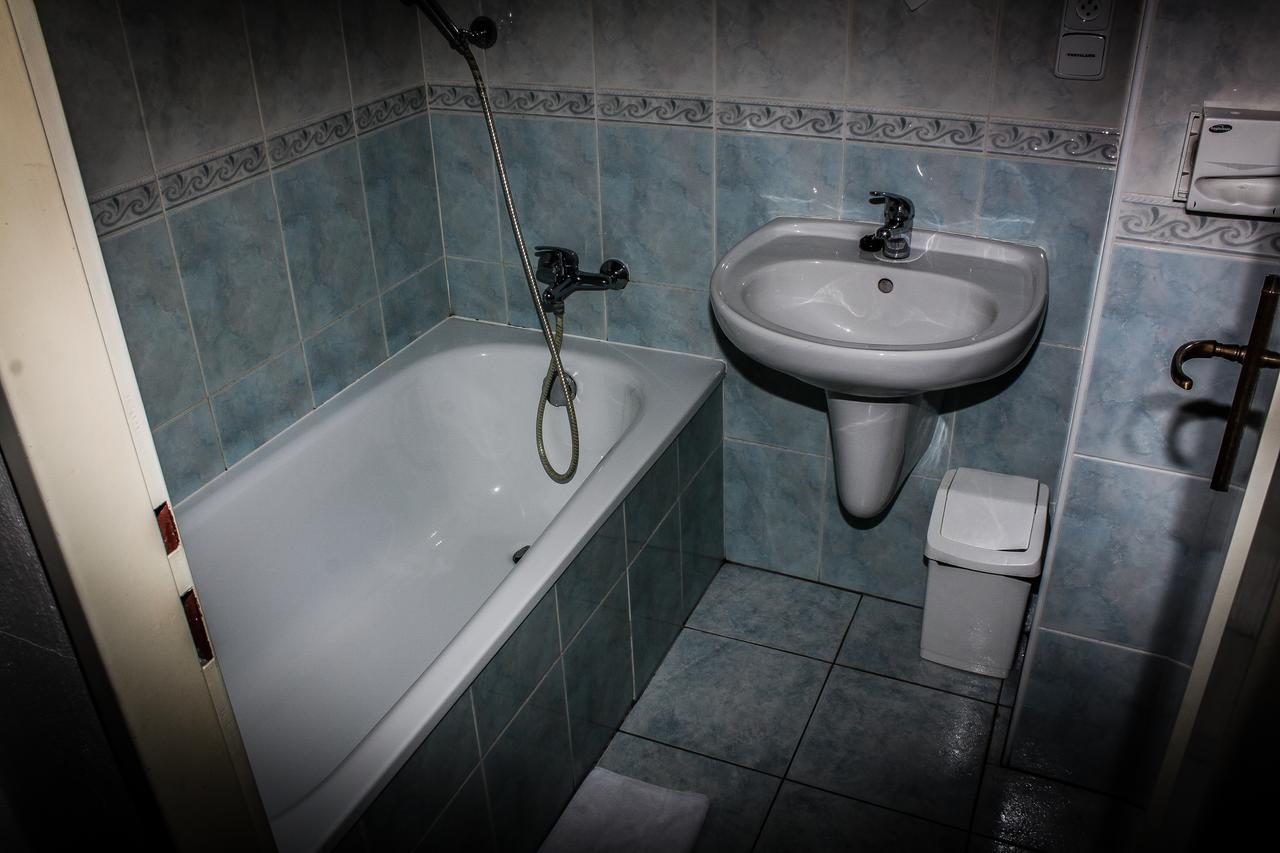 אוהרסקה הראדיסטה Hotel Morava מראה חיצוני תמונה