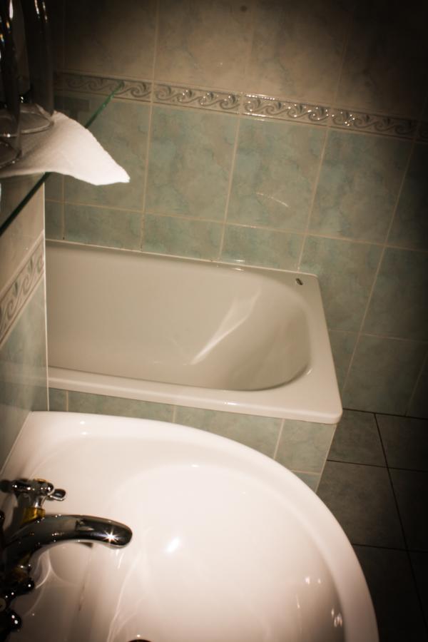 אוהרסקה הראדיסטה Hotel Morava מראה חיצוני תמונה